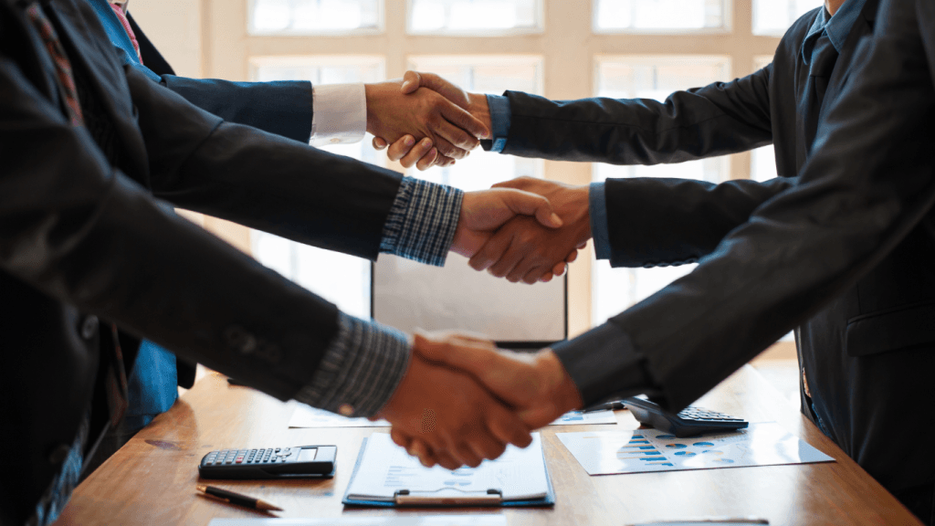 Sociedades y la adjudicación de las acciones a terceros